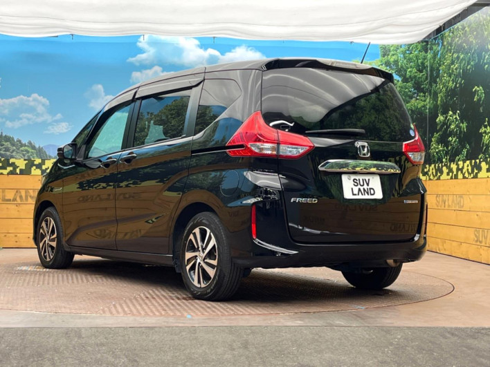 2017 Honda Freed hybrid DAA-GB7 (UW-6a111a0865e9d)[20]