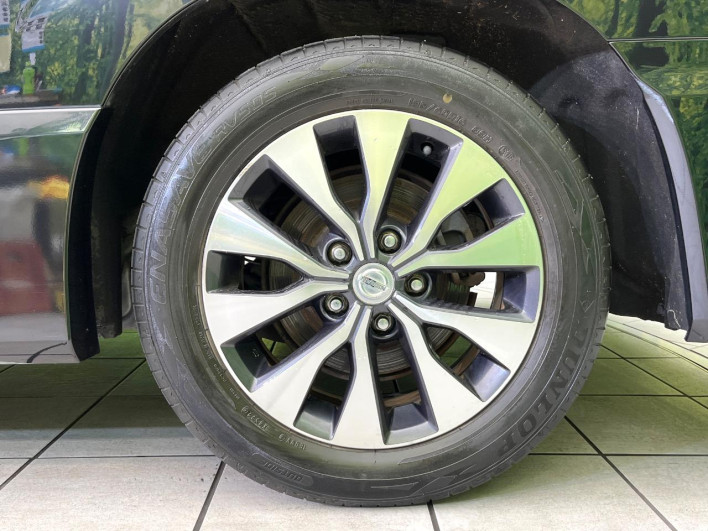 2017 Nissan Serena DAA-GFC27 (UW-6a111a0fa529a)[10]