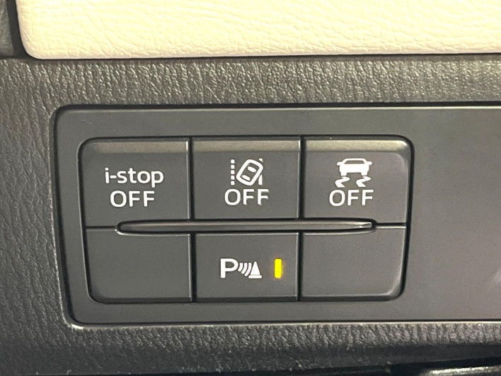 2016 Mazda Atenza Wagon LDA-GJ2FW (UW-6a111a1a843dc)[23]