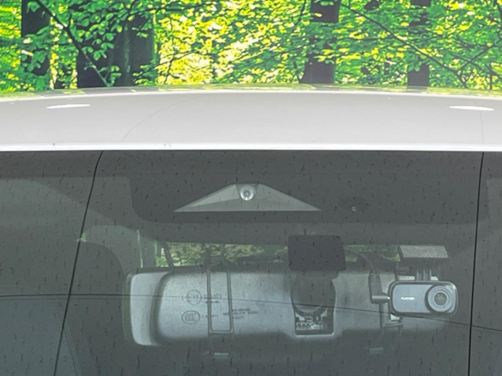 2021 Mitsubishi OUTLANDER PHEV 5LA-GN0W (UW-6a111a1ce43b9)[22]