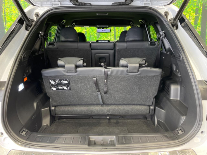2021 Mitsubishi OUTLANDER PHEV 5LA-GN0W (UW-6a111a1ce43b9)[14]