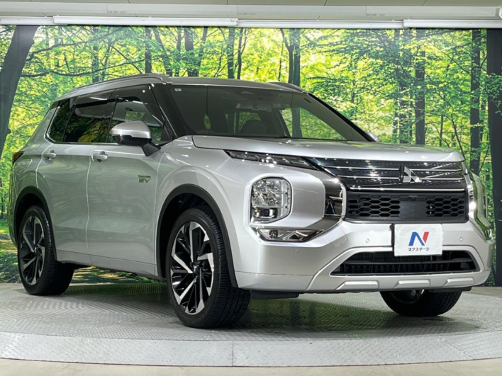 2022 Mitsubishi OUTLANDER PHEV 5LA-GN0W (UW-6a111a1cede00)[17]