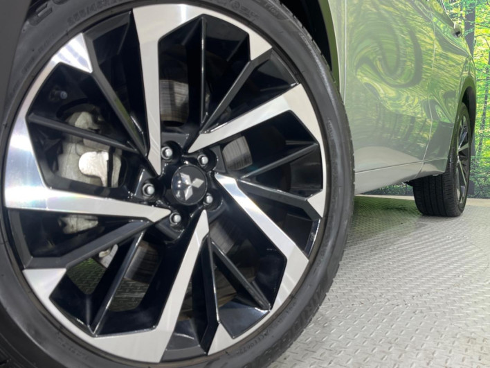 2022 Mitsubishi OUTLANDER PHEV 5LA-GN0W (UW-6a111a1cede00)[4]