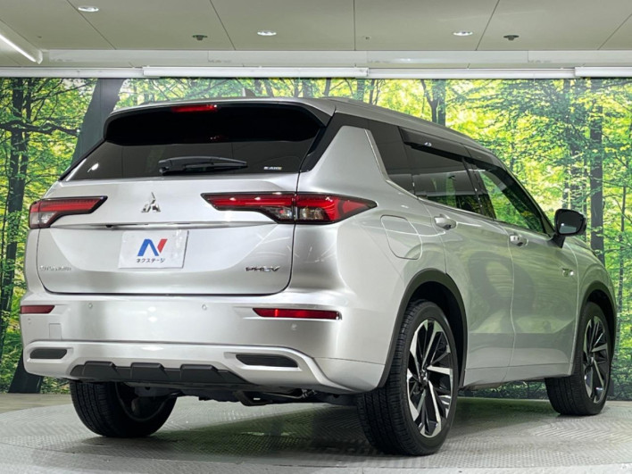 2022 Mitsubishi OUTLANDER PHEV 5LA-GN0W (UW-6a111a1cede00)[15]
