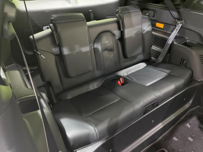 2022 Mitsubishi OUTLANDER PHEV 5LA-GN0W (UW-6a111a1cede00)[21]