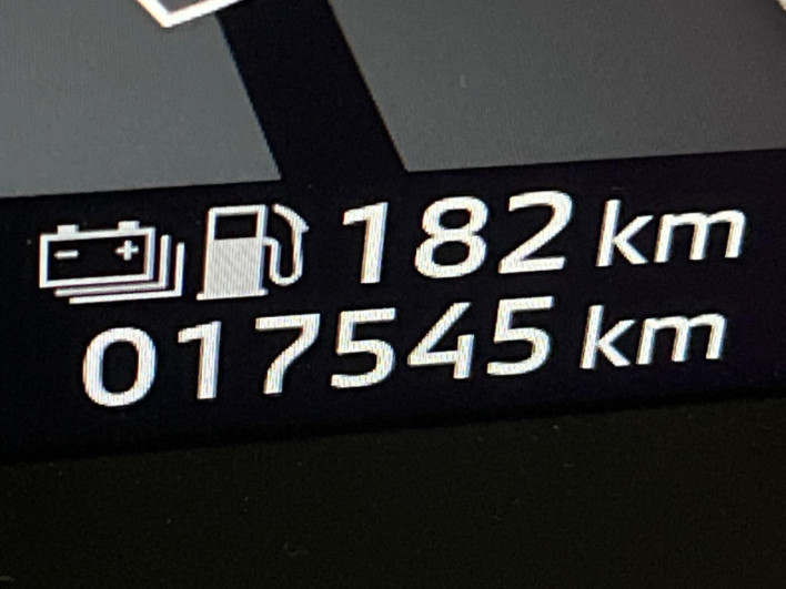 2022 Mitsubishi OUTLANDER PHEV 5LA-GN0W (UW-6a111a1cede00)[2]