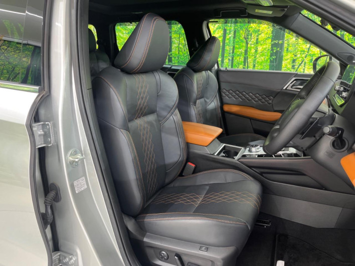 2022 Mitsubishi OUTLANDER PHEV 5LA-GN0W (UW-6a111a1cede00)[19]
