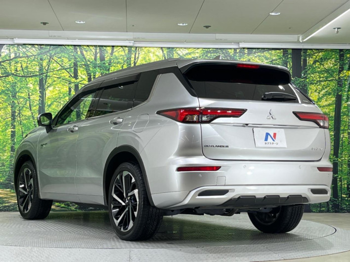 2022 Mitsubishi OUTLANDER PHEV 5LA-GN0W (UW-6a111a1cede00)[13]