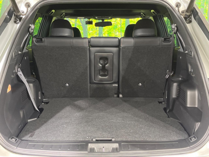 2022 Mitsubishi OUTLANDER PHEV 5LA-GN0W (UW-6a111a1cede00)[27]