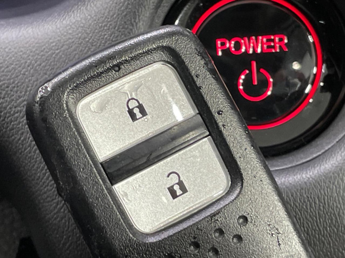 2022 Honda Fit 6AA-GR3 (UW-6a111a21ed27a)[13]