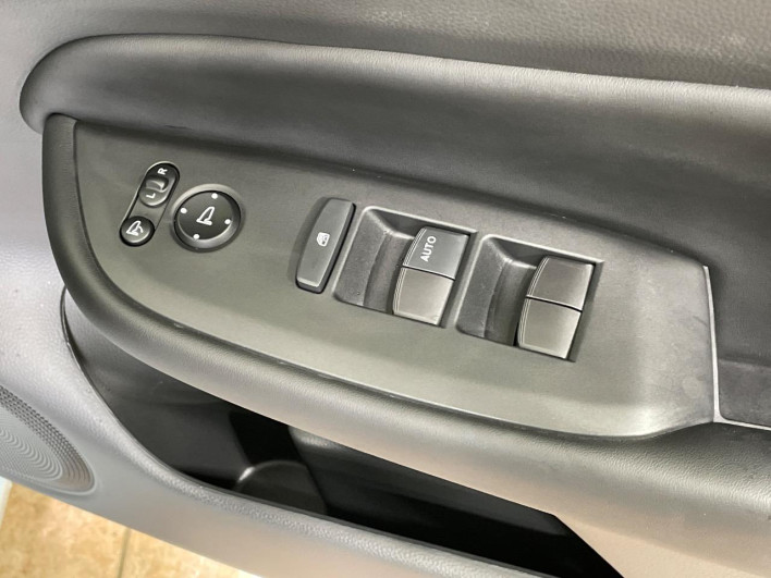 2022 Honda Fit 6AA-GR3 (UW-6a111a21ed27a)[16]