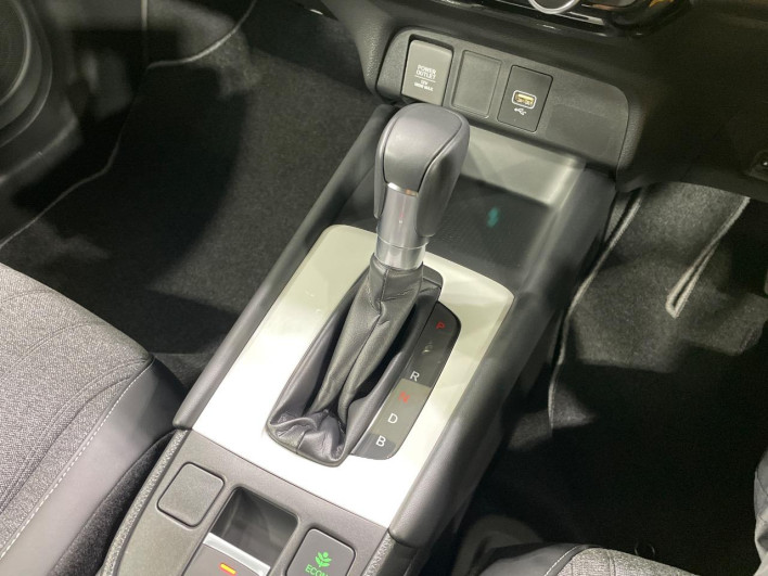 2022 Honda Fit 6AA-GR3 (UW-6a111a21ed27a)[6]