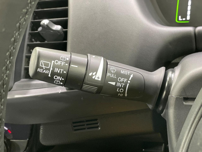 2022 Honda Fit 6AA-GR3 (UW-6a111a21ed27a)[11]