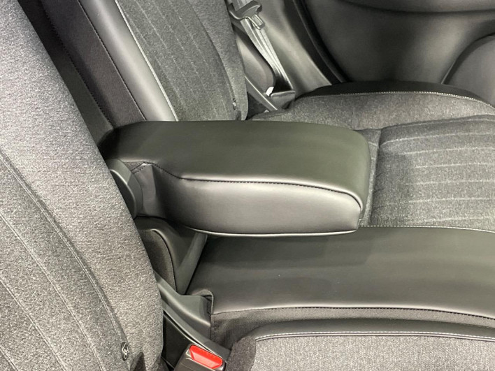 2022 Honda Fit 6AA-GR3 (UW-6a111a21ed27a)[25]
