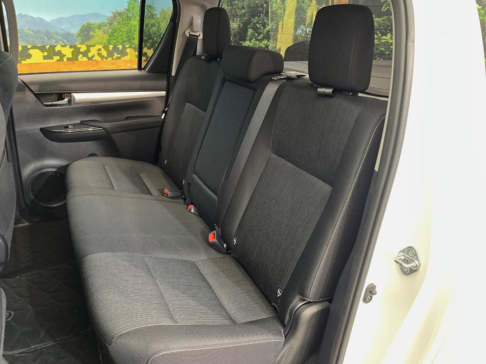 2022 Toyota Hilux 3DF-GUN125 (UW-6a111a2a8b598)[21]