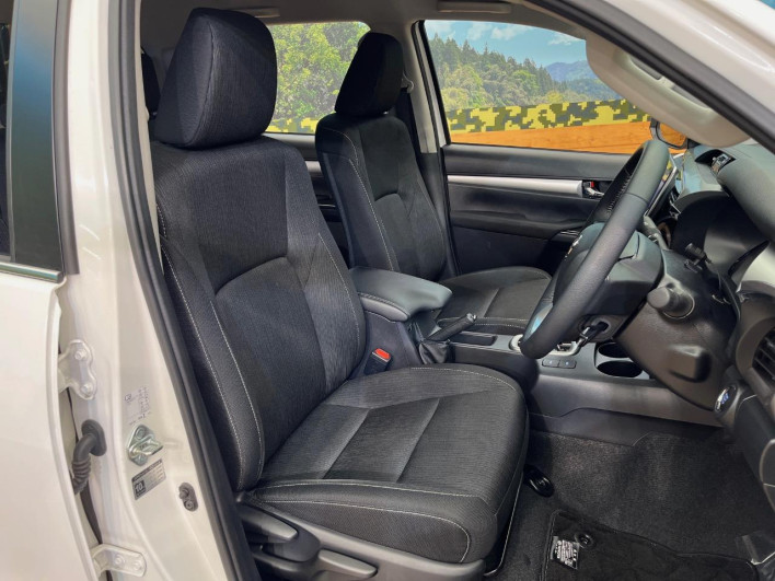 2022 Toyota Hilux 3DF-GUN125 (UW-6a111a2a8b598)[25]