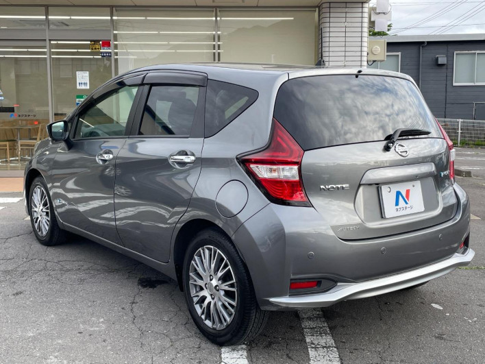 2018 Nissan Note DAA-HE12 (UW-6a111a318c942)[17]