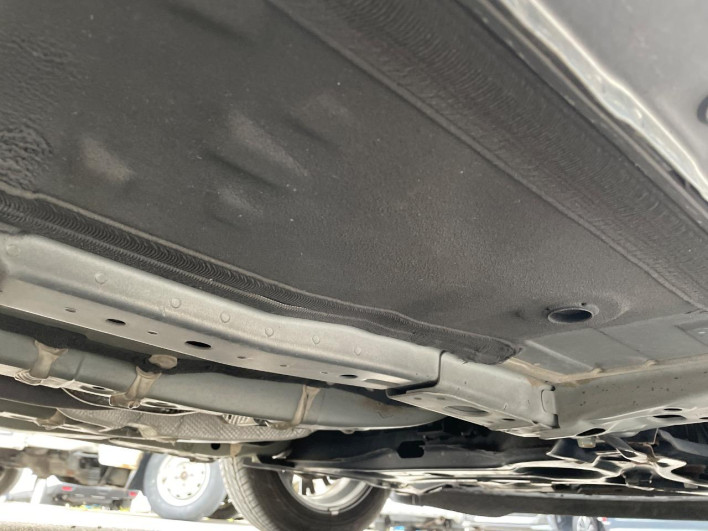 2018 Nissan Note DAA-HE12 (UW-6a111a318c942)[20]