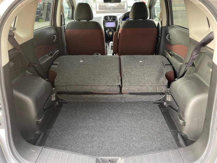 2018 Nissan Note DAA-HE12 (UW-6a111a318c942)[25]