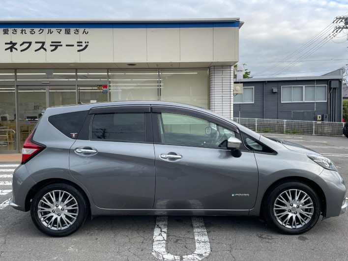 2018 Nissan Note DAA-HE12 (UW-6a111a318c942)[14]