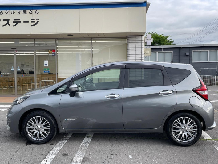 2018 Nissan Note DAA-HE12 (UW-6a111a318c942)[18]