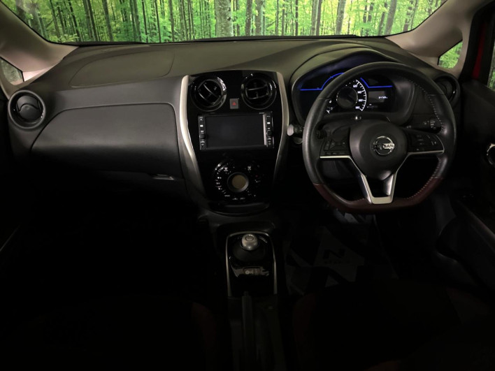 2018 Nissan Note DAA-HE12 (UW-6a111a31bedd6)[28]
