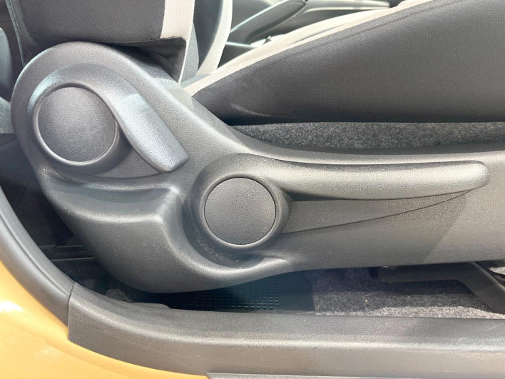 2019 Nissan Note DAA-HE12 (UW-6a111a332e35f)[19]