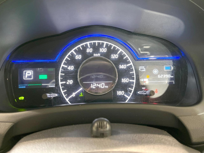 2019 Nissan Note DAA-HE12 (UW-6a111a332e35f)[28]
