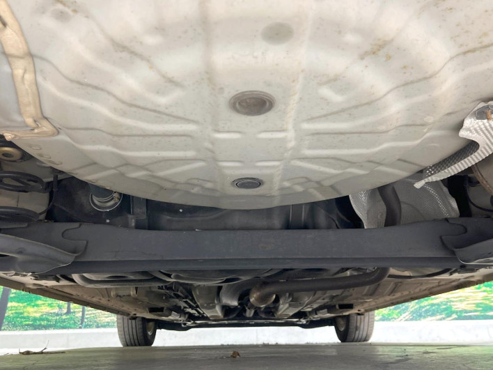 2019 Nissan Note DAA-HE12 (UW-6a111a332e35f)[10]