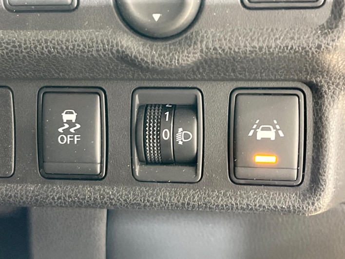 2019 Nissan Note DAA-HE12 (UW-6a111a332e35f)[23]