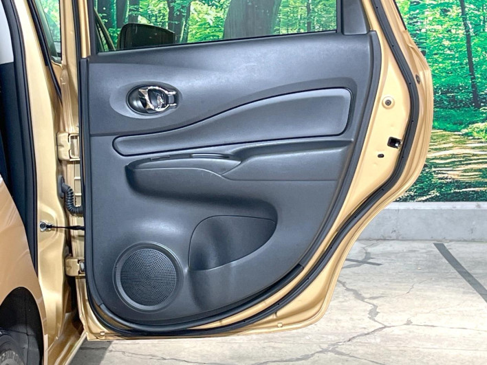 2019 Nissan Note DAA-HE12 (UW-6a111a332e35f)[15]