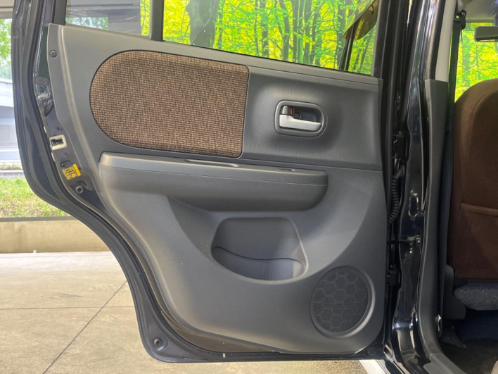 2012 Suzuki ALTO Lapin DBA-HE22S (UW-6a111a347da23)[14]