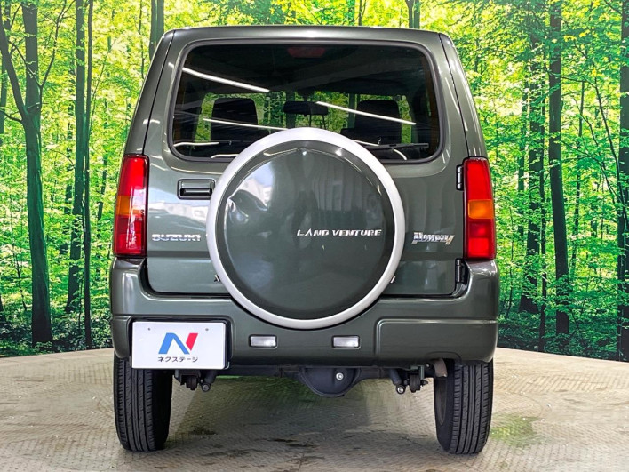 2017 Suzuki Jimny ABA-JB23W (UW-6a111a46b3245)[21]