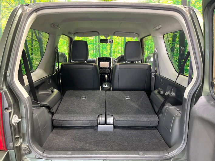 2017 Suzuki Jimny ABA-JB23W (UW-6a111a46b3245)[19]