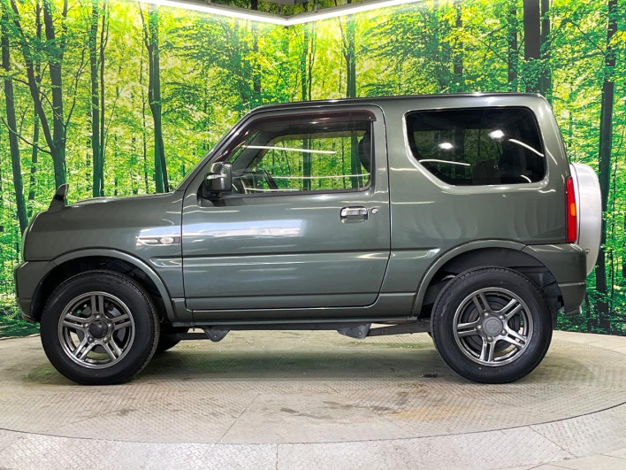 2017 Suzuki Jimny ABA-JB23W (UW-6a111a46b3245)[23]