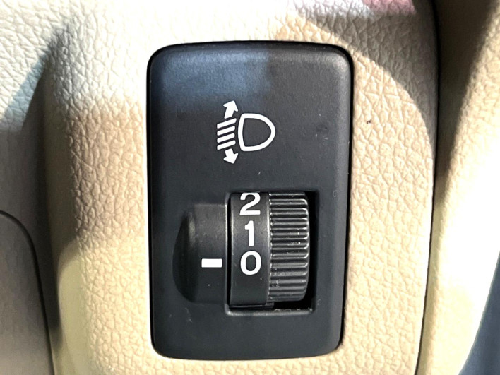 2013 Honda N-BOX DBA-JF1 (UW-6a111a505a3dc)[8]