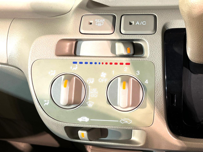 2013 Honda N-BOX DBA-JF1 (UW-6a111a505a3dc)[12]