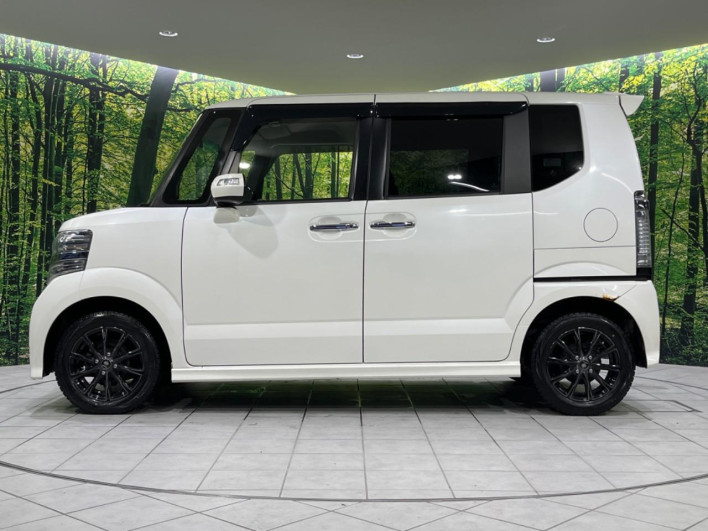2014 Honda N-BOX CUSTOM DBA-JF1 (UW-6a111a51d1861)[16]
