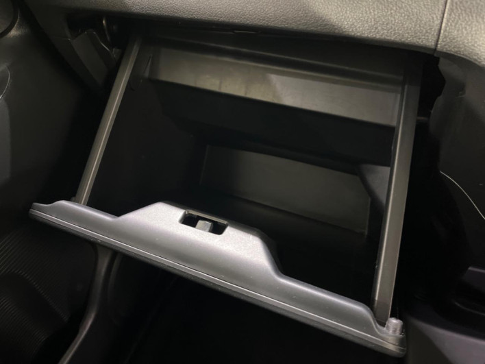2014 Honda N-BOX CUSTOM DBA-JF1 (UW-6a111a51d1861)[29]