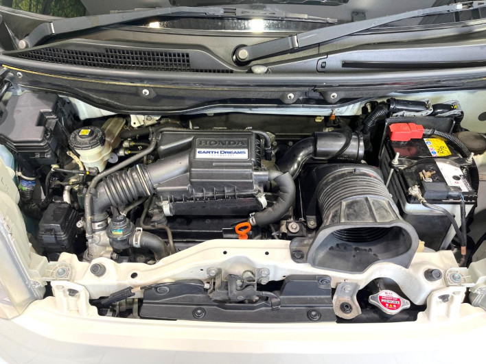 2015 Honda N-BOX DBA-JF1 (UW-6a111a5506906)[4]