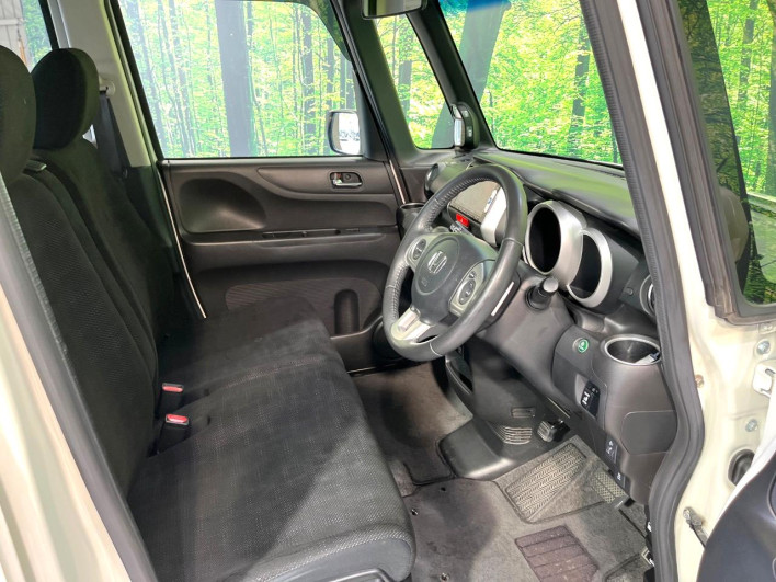 2015 Honda N-BOX DBA-JF1 (UW-6a111a5506906)[26]