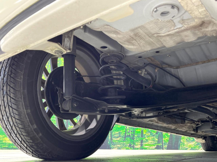 2018 Honda N-BOX CUSTOM DBA-JF3 (UW-6a111a580b6fe)[16]