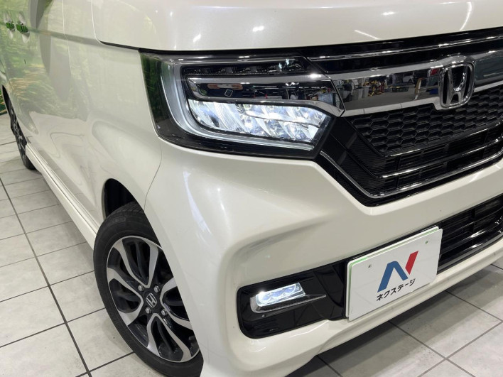 2018 Honda N-BOX CUSTOM DBA-JF3 (UW-6a111a580b6fe)[22]