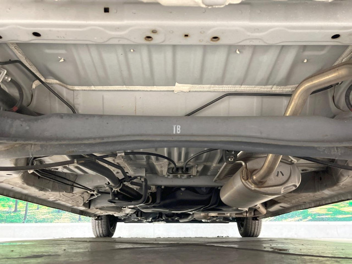 2018 Honda N-BOX DBA-JF3 (UW-6a111a58b382e)[12]