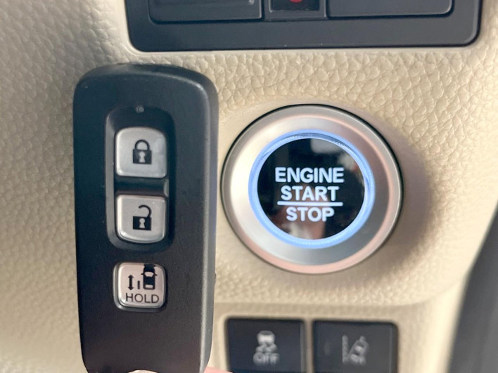 2018 Honda N-BOX DBA-JF3 (UW-6a111a58b382e)[20]