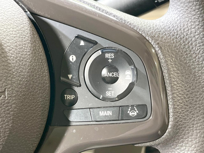 2018 Honda N-BOX DBA-JF3 (UW-6a111a58b382e)[27]