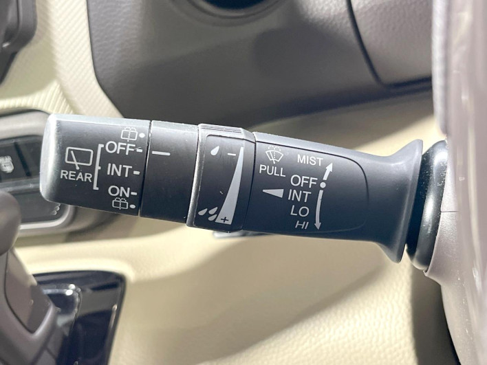 2018 Honda N-BOX DBA-JF3 (UW-6a111a58b382e)[25]