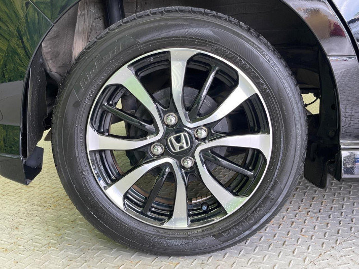 2018 Honda N-BOX CUSTOM DBA-JF3 (UW-6a111a5a02f9f)[21]