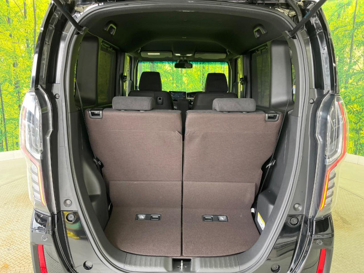 2018 Honda N-BOX CUSTOM DBA-JF3 (UW-6a111a5a02f9f)[28]