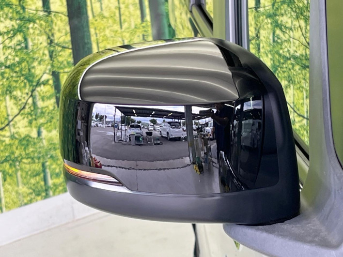 2018 Honda N-BOX CUSTOM DBA-JF3 (UW-6a111a5a02f9f)[14]